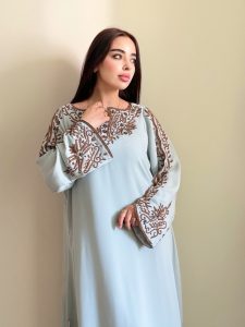 جلابيه نسائية شك يدوي  لونين  وردي  تيفاني